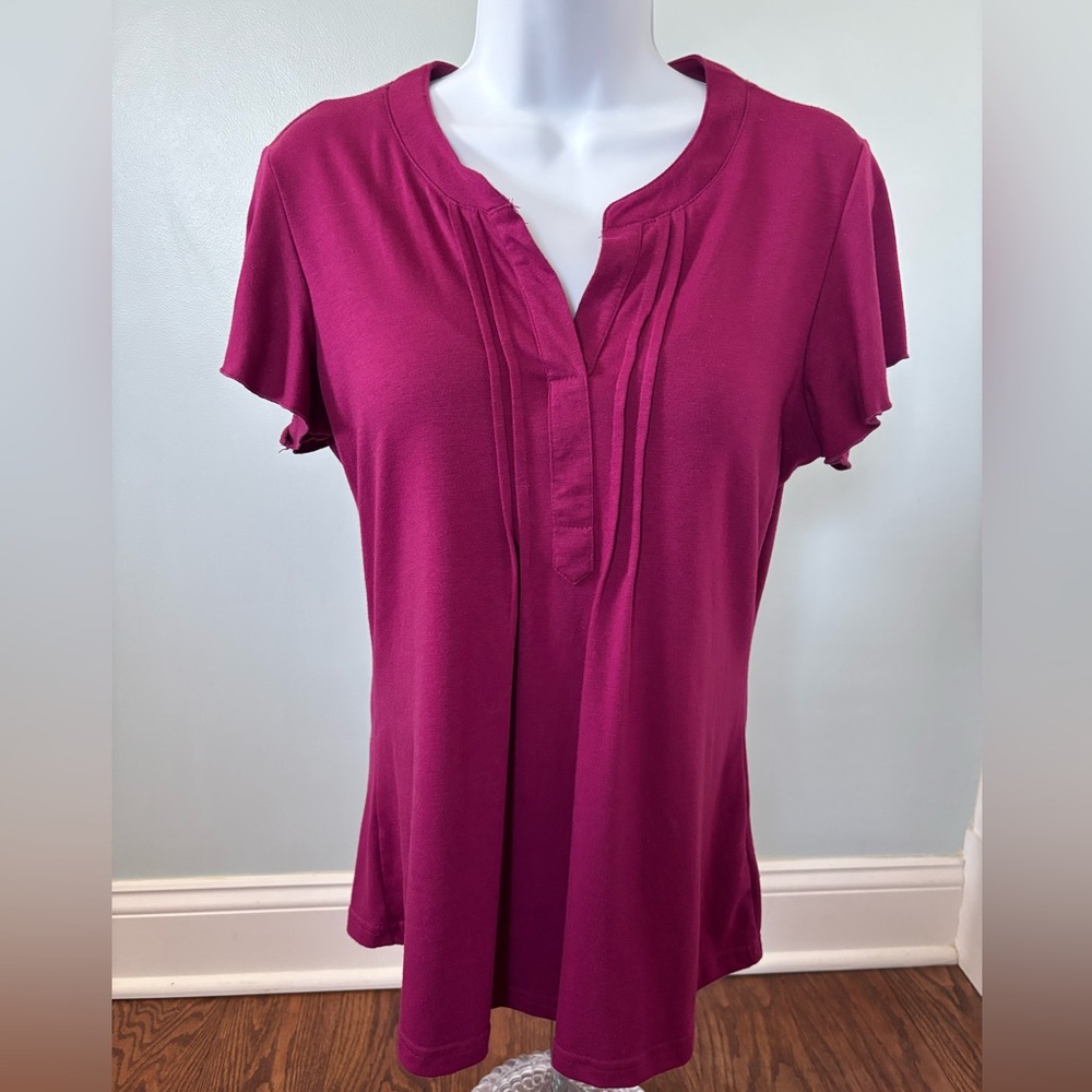 Flutter sleeve top